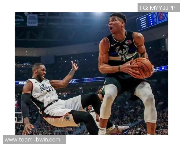 里弗斯盛赞字母哥的历史地位每次出场都仿佛在创造新纪录