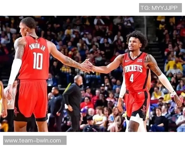 太阳队双星陨落格林与布克同日受伤球队前景堪忧 太阳队双星陨落格林与布克同日受伤球队前景堪忧